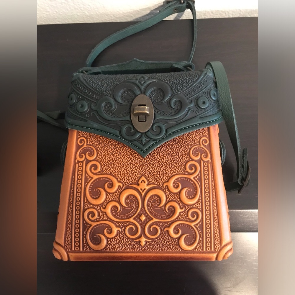 NEW! Embossed Leather Mini Backpack Brand New. - Picture 5 of 10